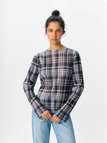 OBJECT - Blusa en blanco: frente