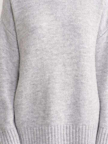 Pullover di MixRay in grigio