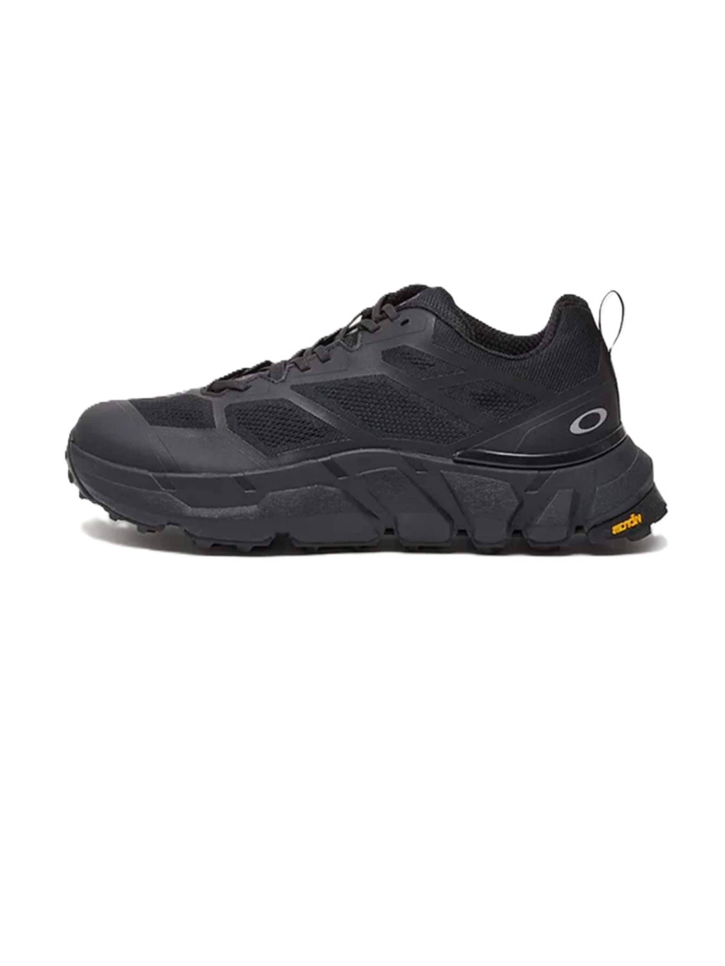 OAKLEY Sneakers 'Light Breath' in Black: front