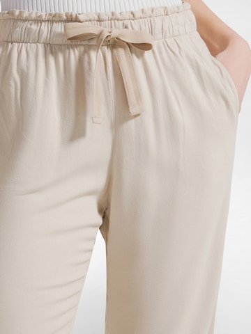 DEHA Regular Workout Pants in Beige