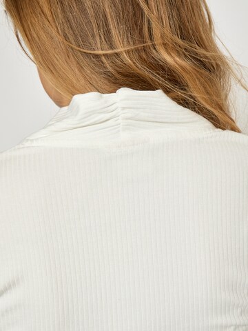 Top 'Minna' di Peppercorn in bianco