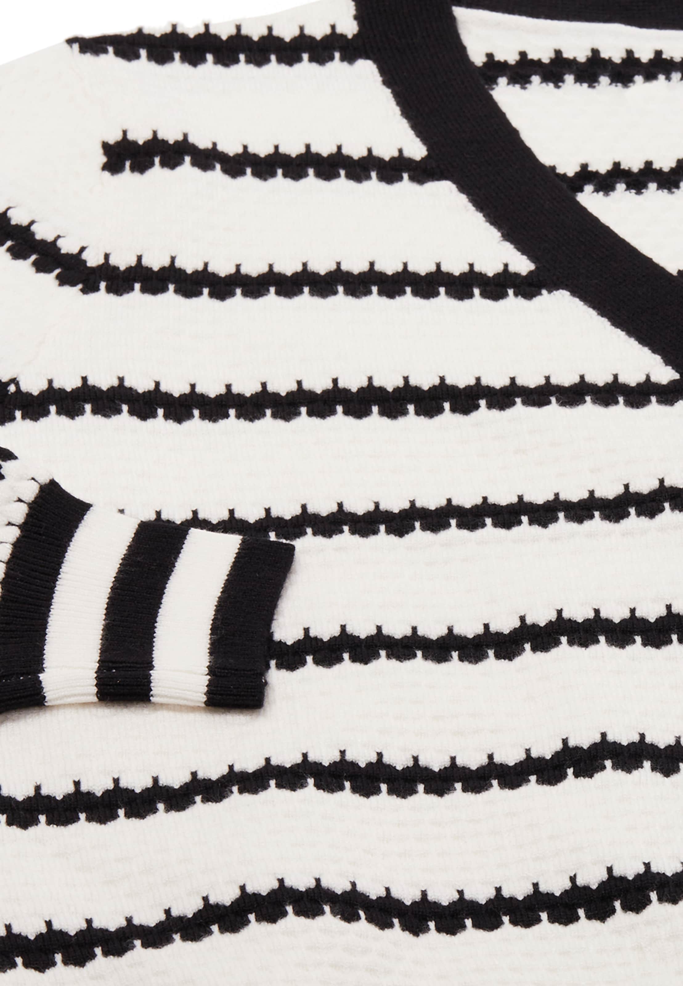 SANIKA - Casaco de malha em branco