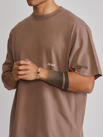T-Shirt SikSilk en marron