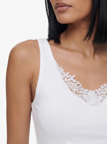 Haut ONLY en blanc