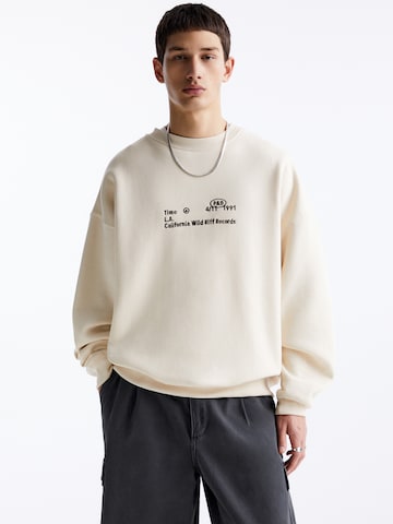 Pull&Bear Sweatshirt in Beige: Vorderseite