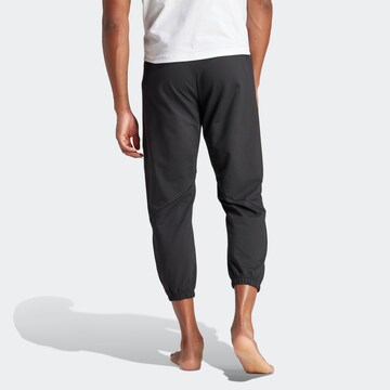 ADIDAS PERFORMANCE Tapered Sporthose in Schwarz