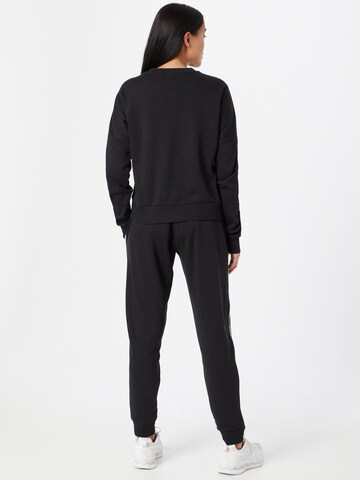 Reebok Tracksuit in Black