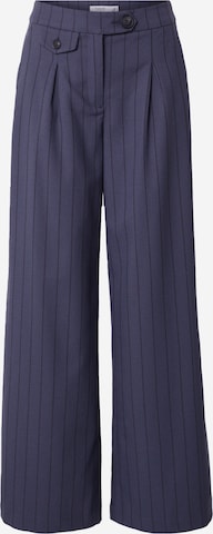 b.youngFlared/zvonoliki kroj Hlače s naborima 'BY EFFANIA' - plava boja: prednji dio