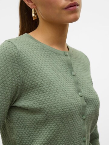 VERO MODA Strickjacke 'Care' in Grün