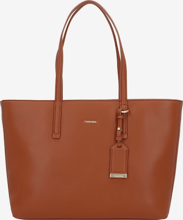 Calvin Klein Shoppingväska 'Must' i brun: framsida