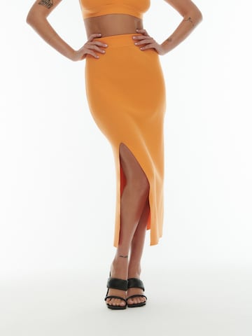 ABOUT YOU x Laura Giurcanu Skirt 'Thea' in Orange: front