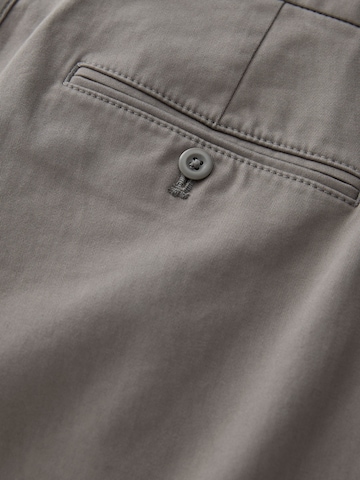 Regular Pantalon Next en gris