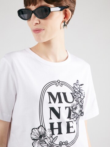 Munthe Тениска 'FYNELLA' в бяло