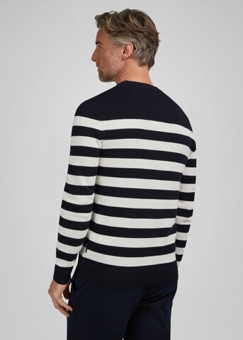 HECHTER PARIS Sweater in Black