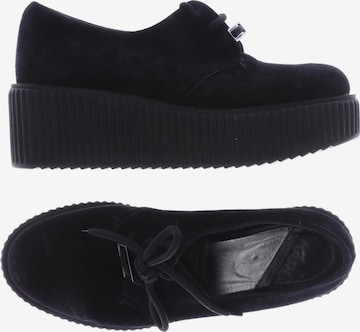 Karl Lagerfeld Flats & Loafers in 38 in Black: front