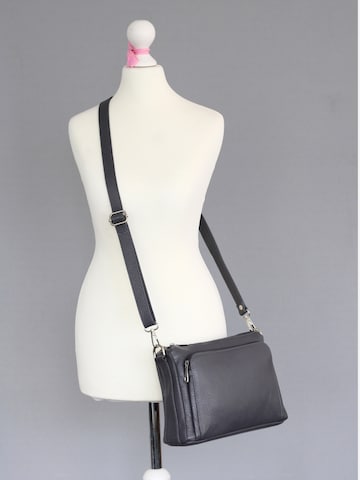 Adel Bags Shoulder bag 'Becky' in Grey