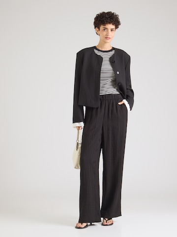 s.Oliver Wide leg Παντελόνι σε μαύρο