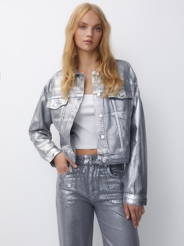 Pull&Bear Prehodna jakna | srebrna barva: sprednja stran
