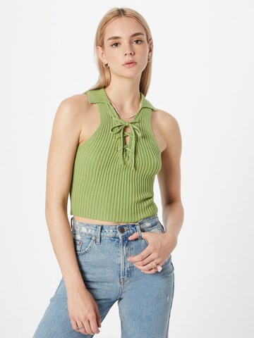 Top in maglia di BDG Urban Outfitters in verde: frontale