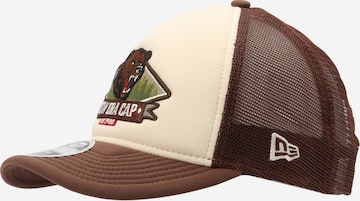 NEW ERA Lippalakki värissä beige: etupuoli
