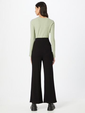 ABOUT YOU Wide leg Broek 'Mona' in Zwart