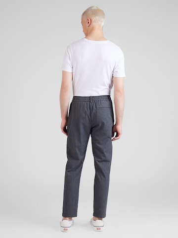 QS Regular Trousers in Grey