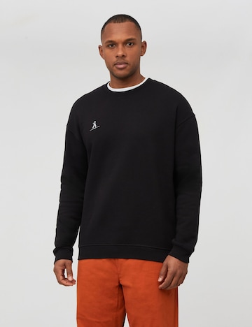 MAMMUT Athletic Sweater in Black: front