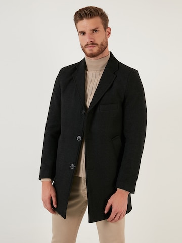 Buratti Winter Coat in Black: front