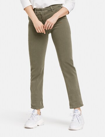 GERRY WEBER Slimfit Jeans in Groen: voorkant