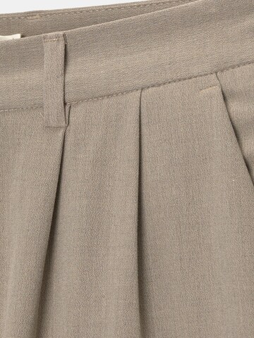 Pull&Bear Wide leg Pleat-front trousers in Grey