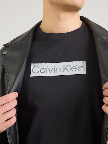 Calvin Klein T-shirt i svart
