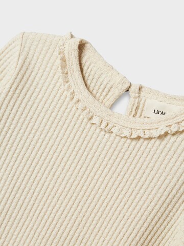 T-Shirt Lil'Atelier en blanc