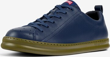 Baskets basses 'Runner Four' CAMPER en bleu : devant