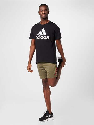 ADIDAS SPORTSWEAR Функционална тениска 'Essentials Big Logo' в черно