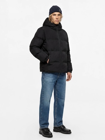 Veste d’hiver KARL LAGERFELD JEANS en noir