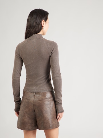 Cardigan 'Ali' WEEKDAY en gris