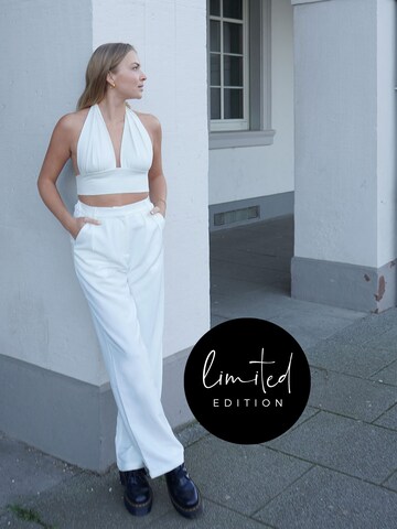 ABOUT YOU Limited Regular Pants 'Ilka' in White: front