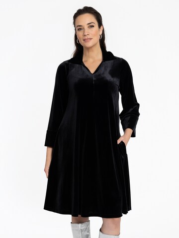 YOEK Kleid in Schwarz: Vorderseite