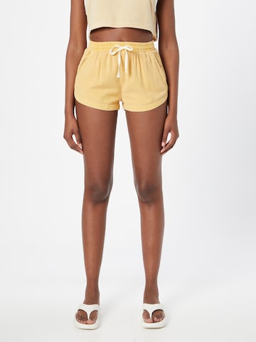 BILLABONG Regular Shorts 'ROAD TRIPPIN' in Gold: predná strana