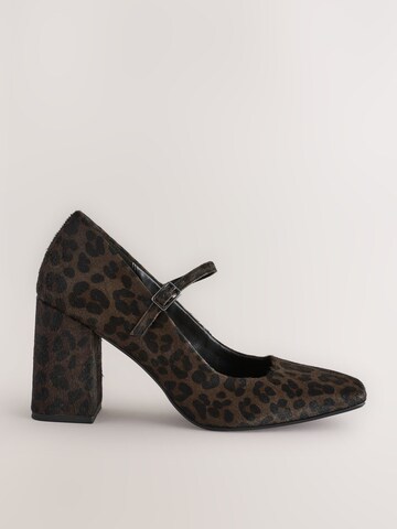 Next Pumps in Brown