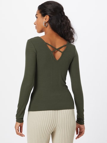 ABOUT YOU Shirt 'Christina' in Green