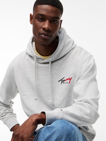Tommy Jeans Sweatshirt i grå
