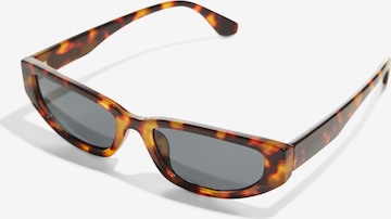 PIECES Okulary przeciwsłoneczne 'KELLY' w kolorze czarny: przód