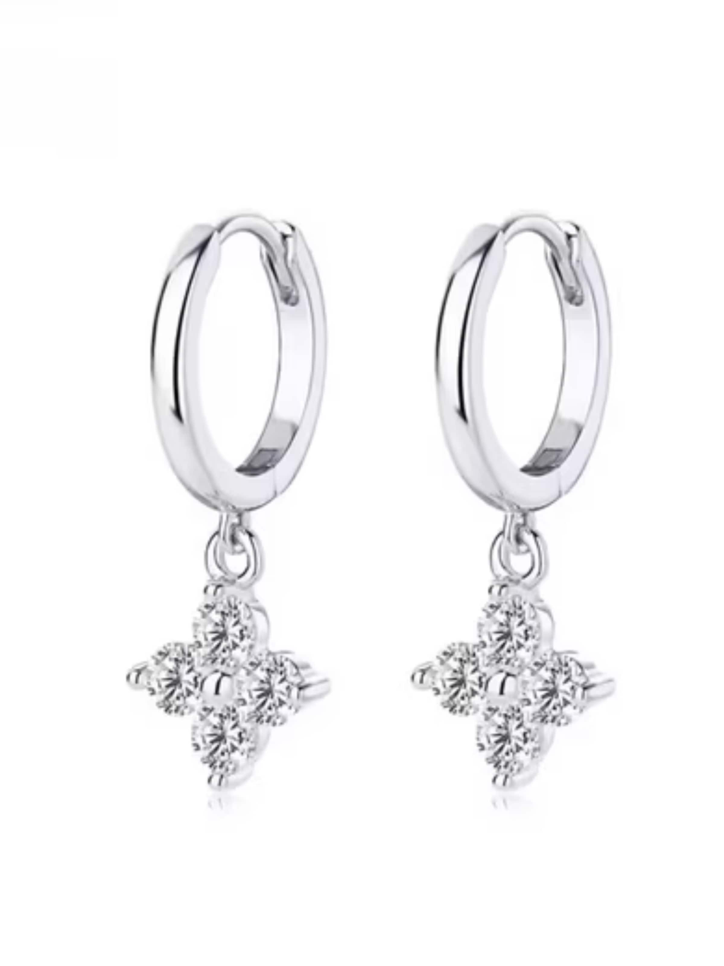 ROUGEMONT Jewellery Earrings 'Kleeblatt Moissanit Creolen Ohrringe mit Echtheitszertifikat' in Silver: front