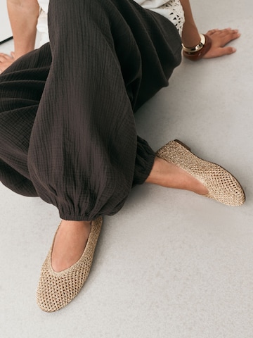 Next - Sabrina 'Forever Comfort' em ouro