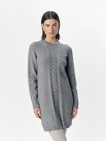 Robes en maille 'Doris' OBJECT en gris : devant