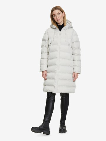Betty Barclay Winter Jacket in White: front