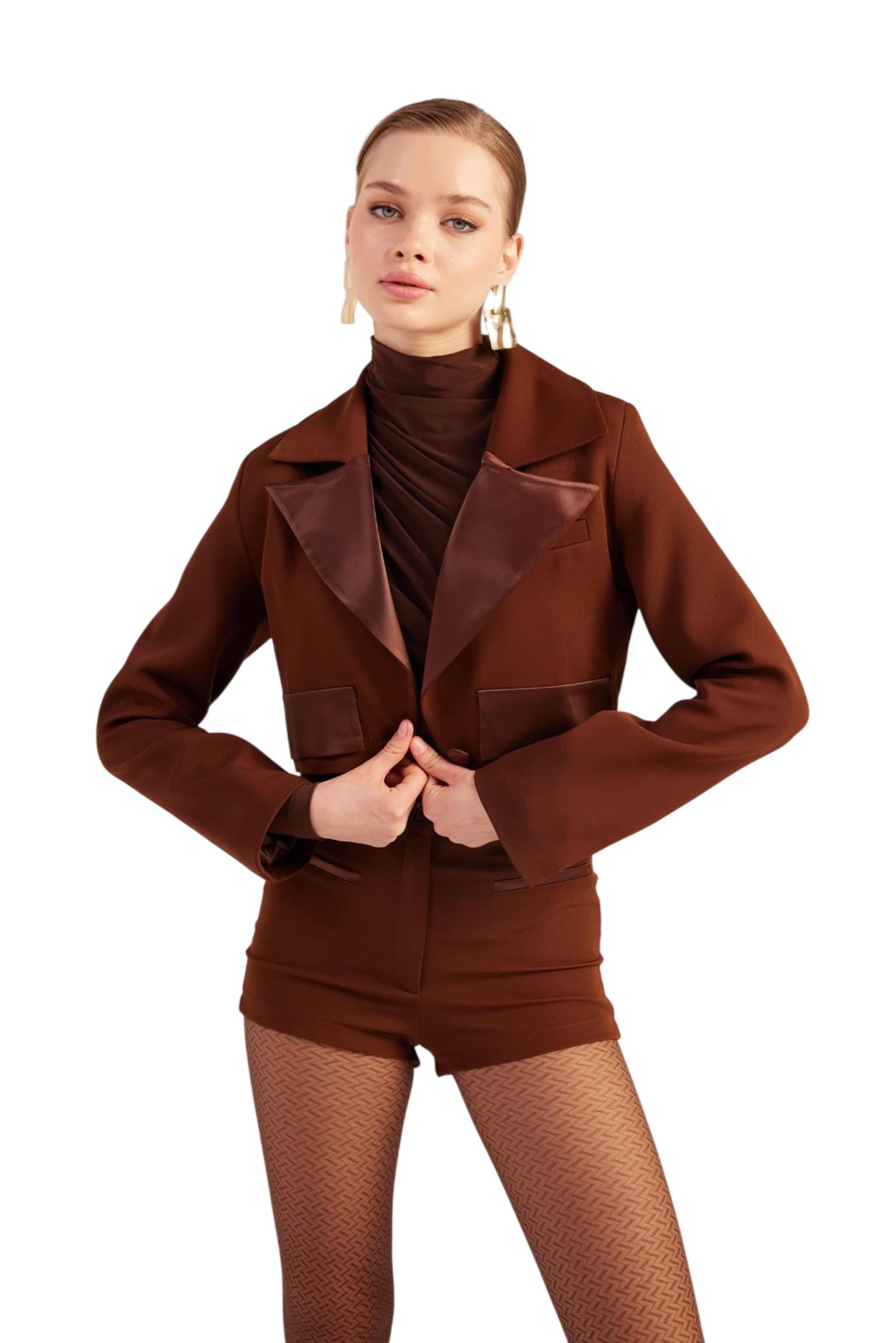 HOLLY LOLLY Blazer in Brown