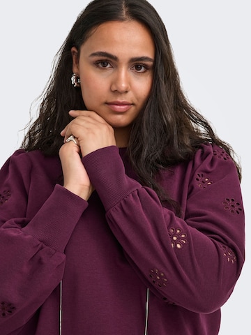 ONLY Carmakoma Sweatshirt 'CARFemme' in Rood