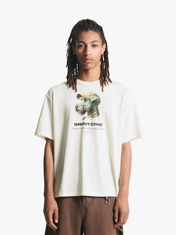 Bershka Shirt in White: front